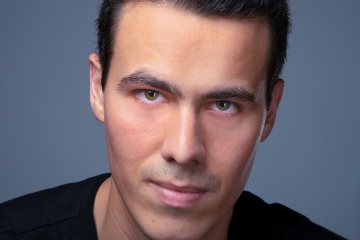 serious-business-headshot