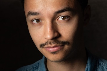 young-actor's-first-headshot